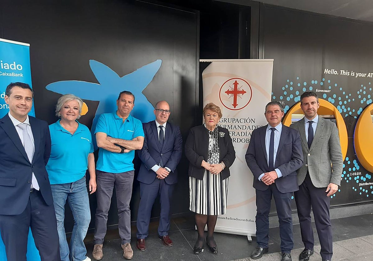 Pedro José Fernández, voluntarios de la Fundación, Amador Carmona, Olga Caballero, Manuel Murillo y José Almagro, este viernes