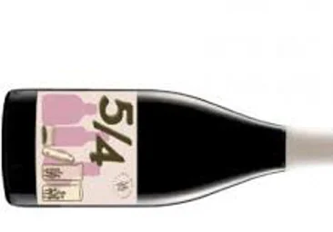 Bodegas Más que Vinos presenta 5/4, un clarete de parcela elaborado con uvas autóctonas de viñas centenarias