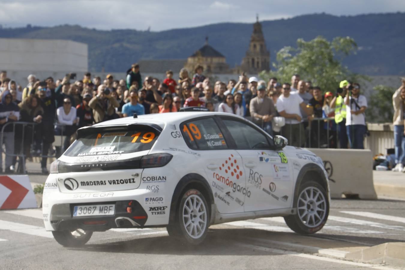 Las mejores imágenes del tramo urbano del Rallye Sierra Morena 2023