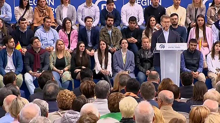 Feijóo asegura que no va a "insuflar aire" a un Gobierno "en tiempo de descuento"