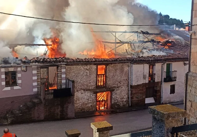 Arden seis casas en Cabrejas del Pinar (Soria) sin ocasionar daños personales
