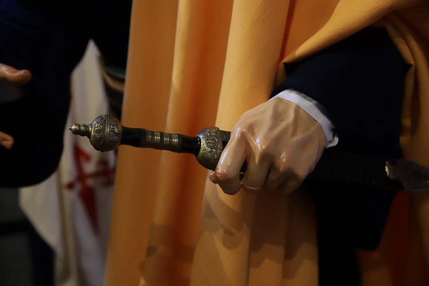 Los tres nuevos apóstoles junto al Señor de la Salud de Córdoba, en imágenes