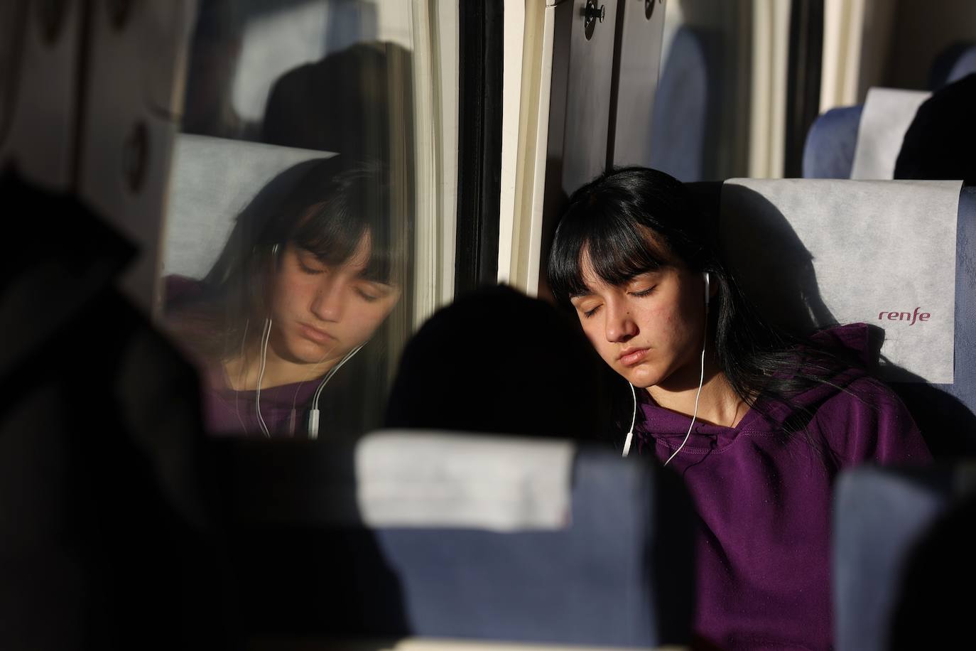 El viaje inaugural del tren de proximidad entre Palma y Villa del Río, en imágenes
