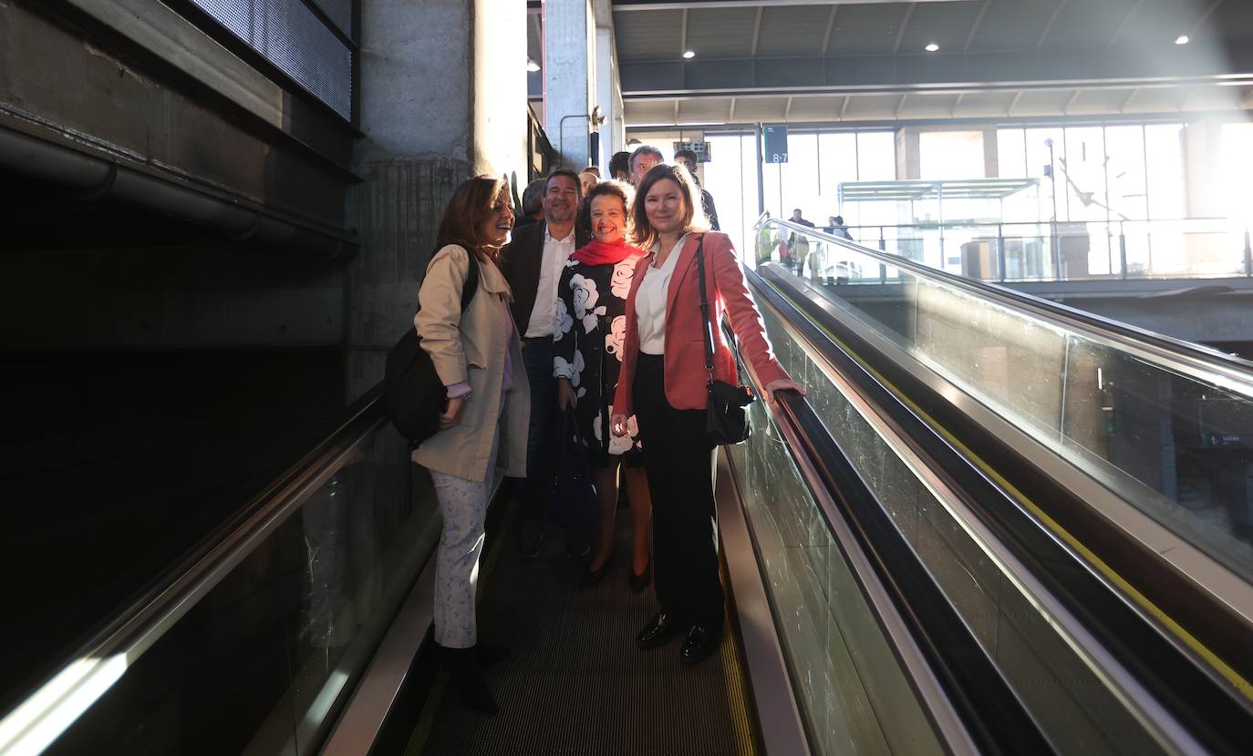 El viaje inaugural del tren de proximidad entre Palma y Villa del Río, en imágenes