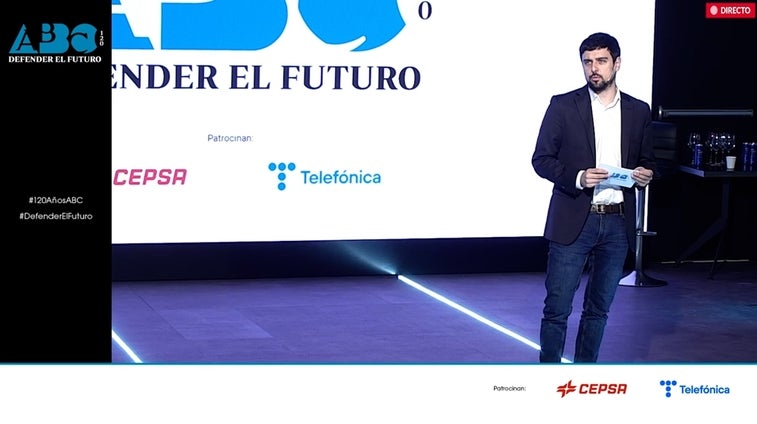 'Defender el futuro': Cuatro jóvenes talentos hablan en el aniversario de ABC