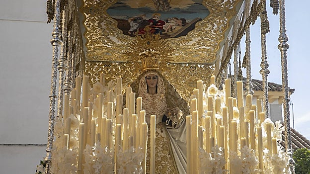 La Virgen de la Alegría, en su paso de palio