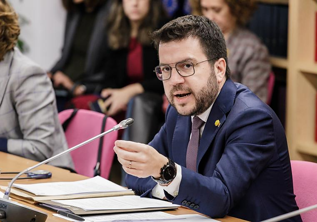 Pere Aragonès, presidente de la Generalitat de Cataluña, durante su comparecencia ante la misión europea que investiga sobre el caso Pegasus