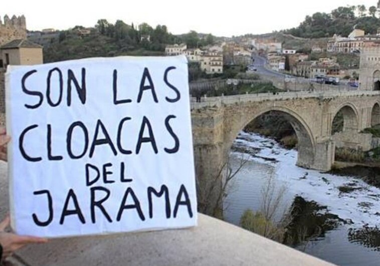 Veinte colectivos de España y Portugal se manifiestan en Toledo  contra el deplorable estado del río Tajo