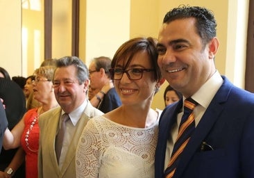 Las claves de la investigación judicial que cerca al marido de la directora de la Guardia Civil y precipita su dimisión