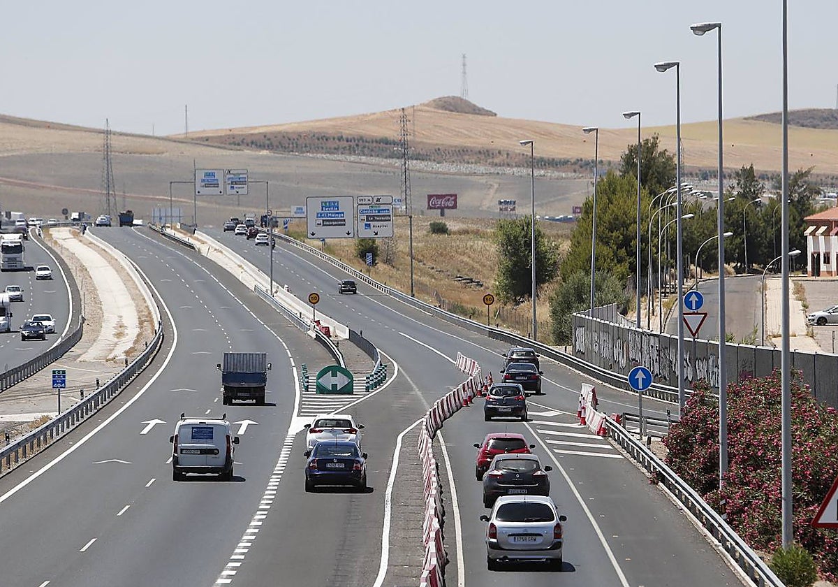 Zona de la autovía A-4 que enlaza con la Ronda Oeste de Córdoba, y que se verá afectada por las obras