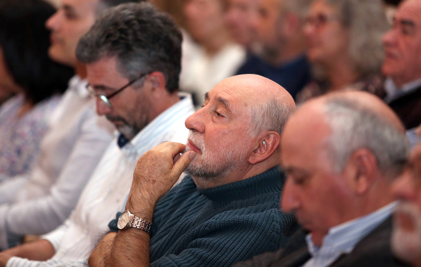 Joan Manuel Serrat recibe con emoción el Premio Abogados de Atocha 2023 en Toledo, en imágenes