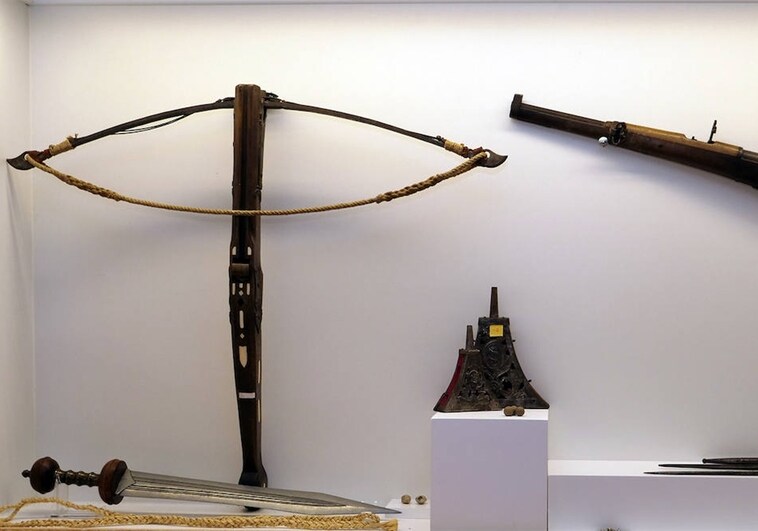 Algunas de las armas que podrán verse en el espacio museístico de Los Yébenes