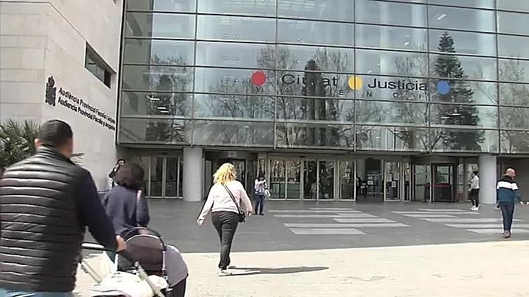 Se cumplen dos meses de la huelga de letrados y el caos crece y se acumula en los juzgados