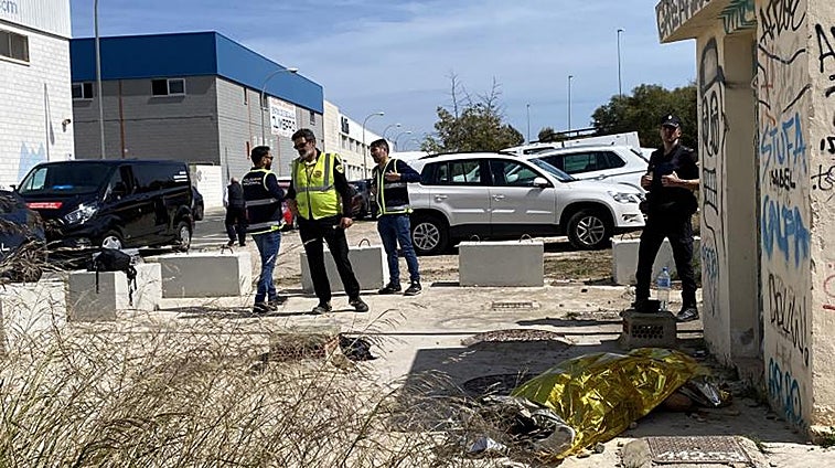 Muere arrollado por un tren un hombre que paseaba con auriculares junto a las vías en Alicante