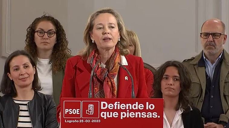 Calviño acusa a Feijóo de "atacar a su país" en Bruselas