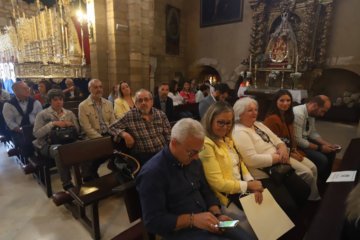 Los nuevos faldones del paso del Cristo de Ánimas de Córdoba, en imágenes