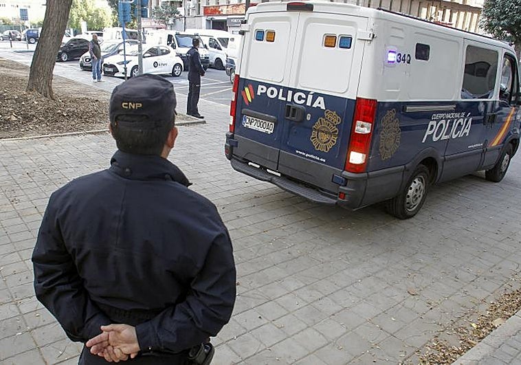 Investigan la presunta violación grupal de tres menores a una joven de 16 años en Petrer (Alicante)