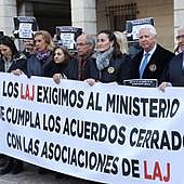 Los letrados judiciales ponen fin a la huelga que ha suspendido 400.000 vistas y juicios desde enero