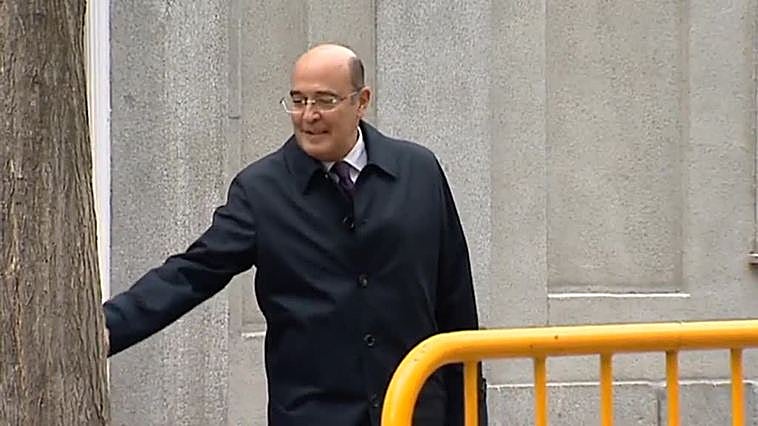 La sentencia que anula la destitución de Pérez de los Cobos: "Informar a Interior estaba expresamente prohibido"