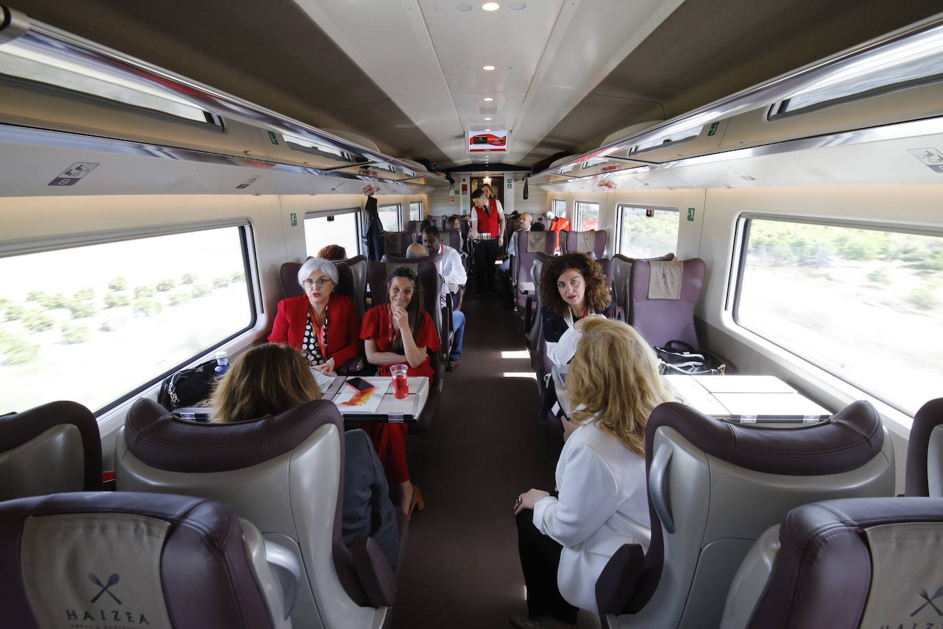 El viaje inaugural de las &#039;flechas rojas&#039; de Iryo desde Córdoba, en imágenes