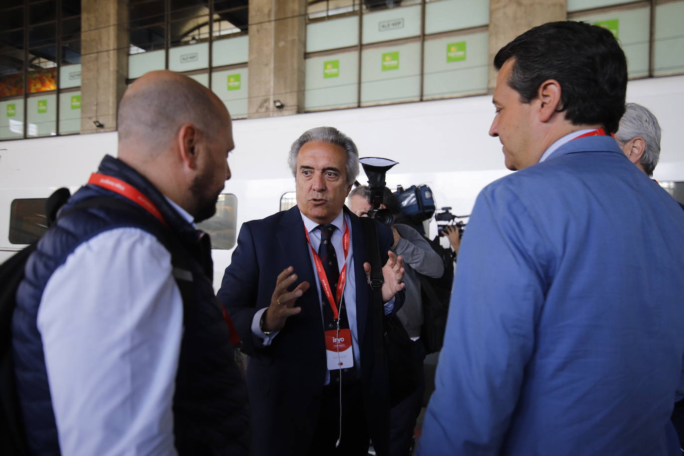 El viaje inaugural de las &#039;flechas rojas&#039; de Iryo desde Córdoba, en imágenes