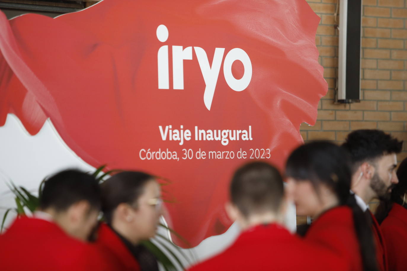 El viaje inaugural de las &#039;flechas rojas&#039; de Iryo desde Córdoba, en imágenes