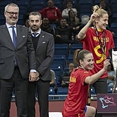 Anita Luján, campeona también con muletas