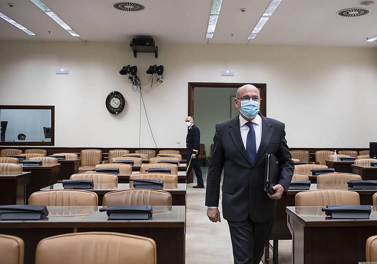 Comparecencia de Pérez de los Cobos en comisión de investigación del Congreso de los Diputados, hace ahora dos años