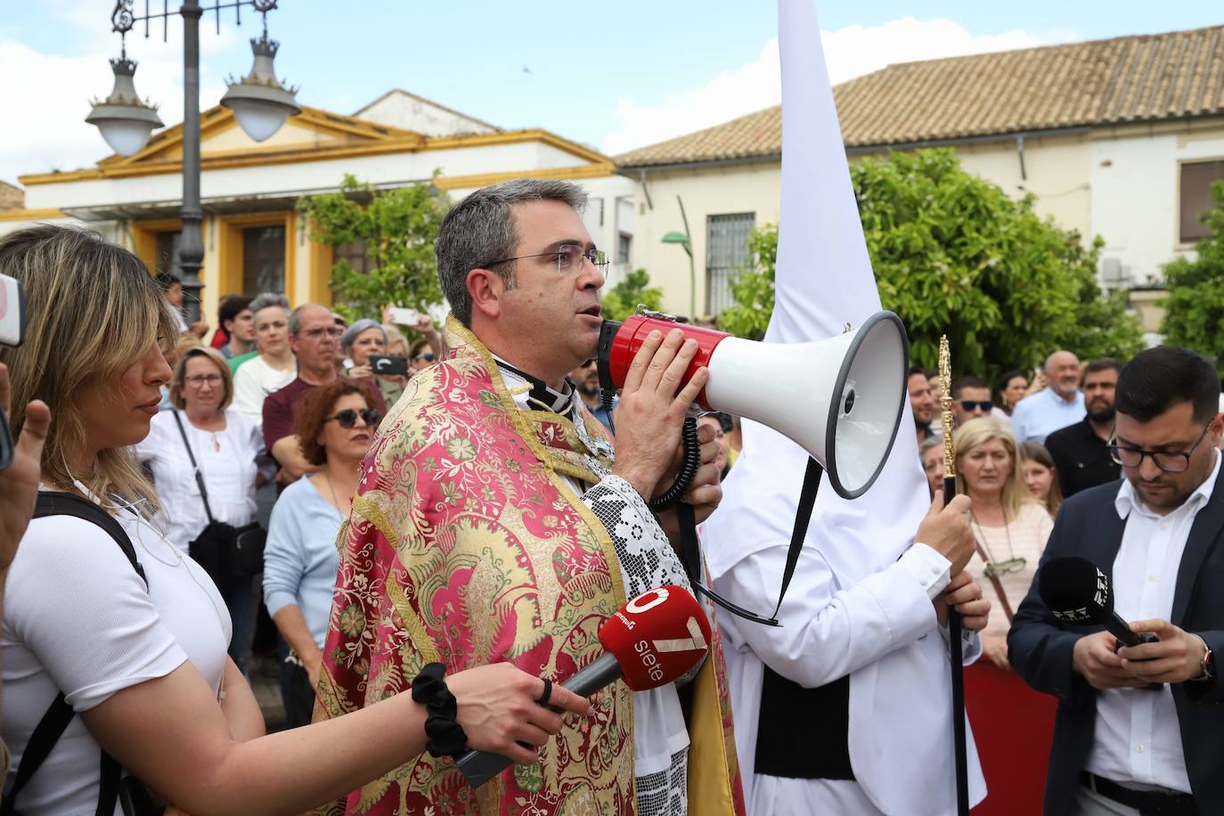 La procesión de la Presentación al Pueblo el Sábado de Pasión de Córdoba, en imágenes