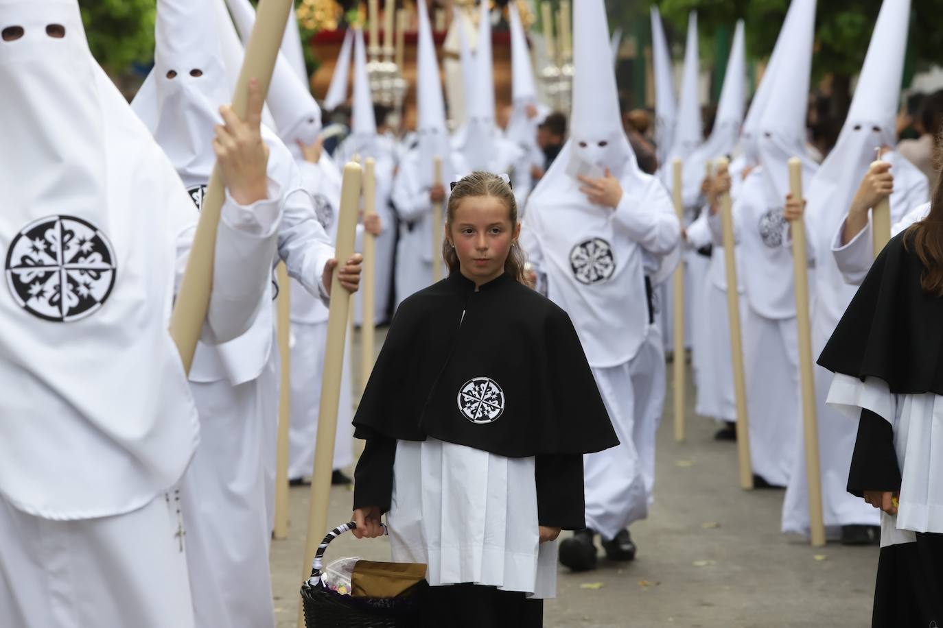 La procesión de la Presentación al Pueblo el Sábado de Pasión de Córdoba, en imágenes