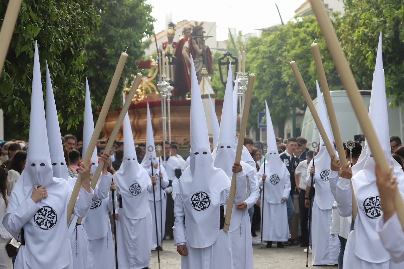 La procesión de la Presentación al Pueblo el Sábado de Pasión de Córdoba, en imágenes