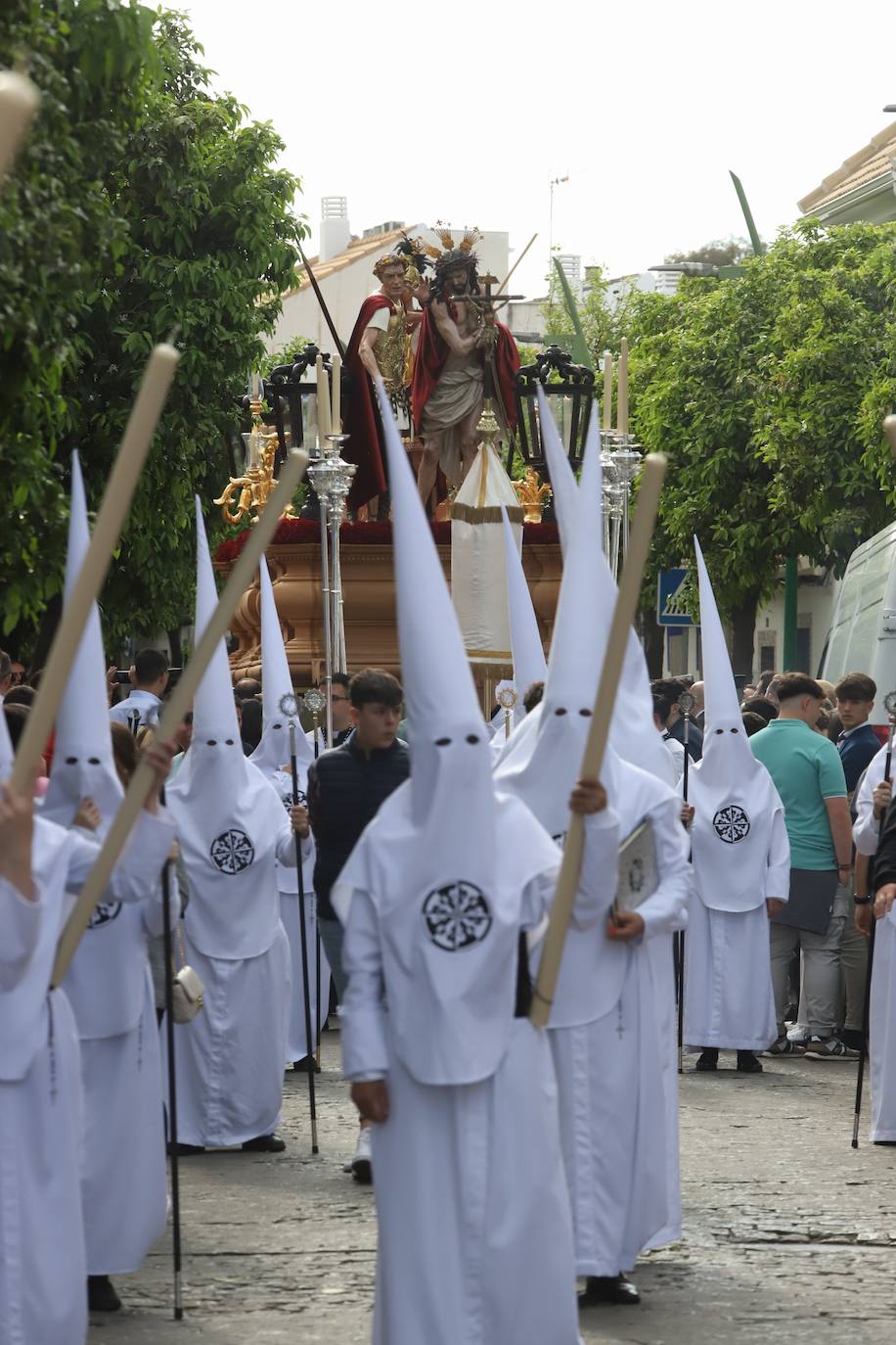 La procesión de la Presentación al Pueblo el Sábado de Pasión de Córdoba, en imágenes