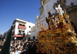 Domingo de Ramos en Córdoba, azul del recuerdo impoluto