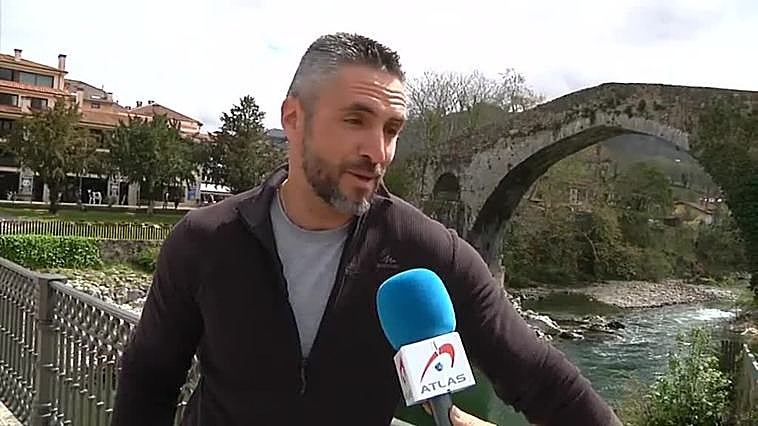 José Luis Vega captura el primer 'campanu' de la temporada 2023 en Asturias