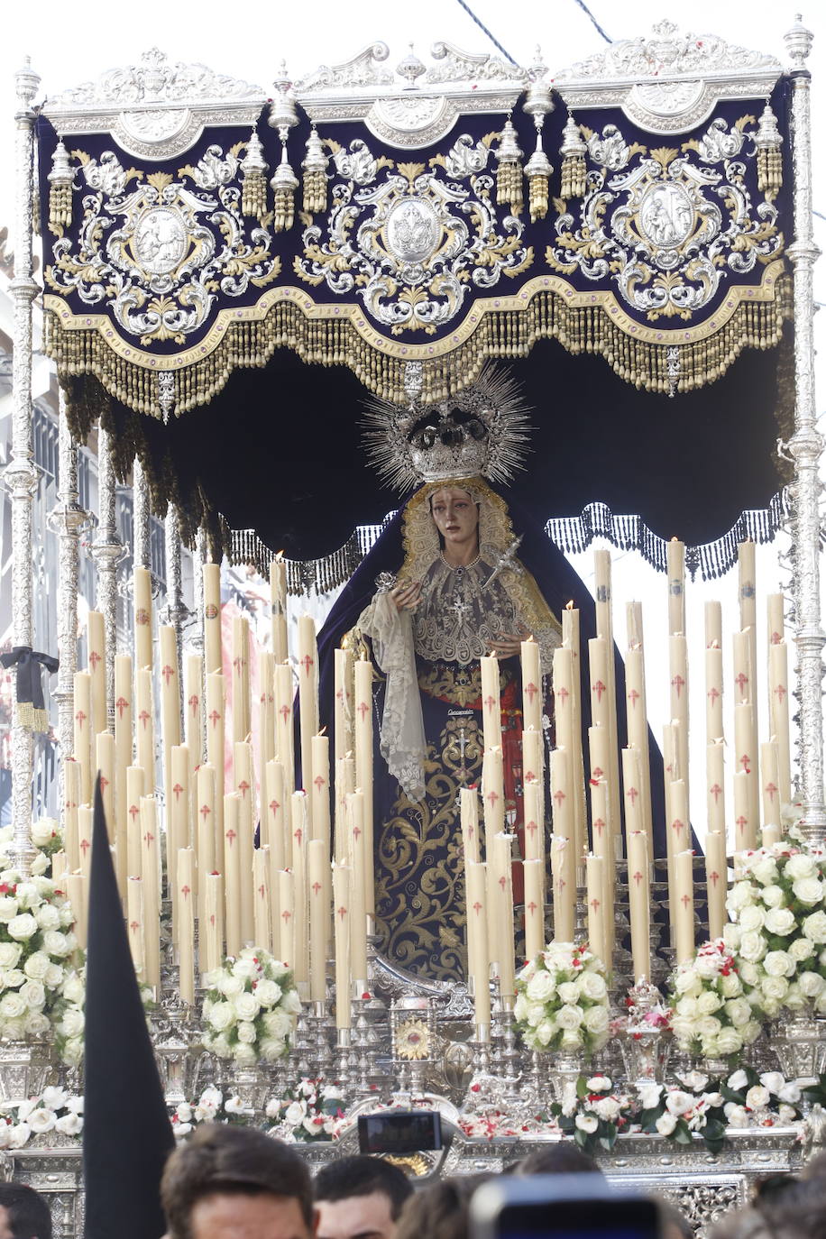 El multitudinario desfile de las Penas de Santiago de Córdoba el Domingo de Ramos, en imágenes