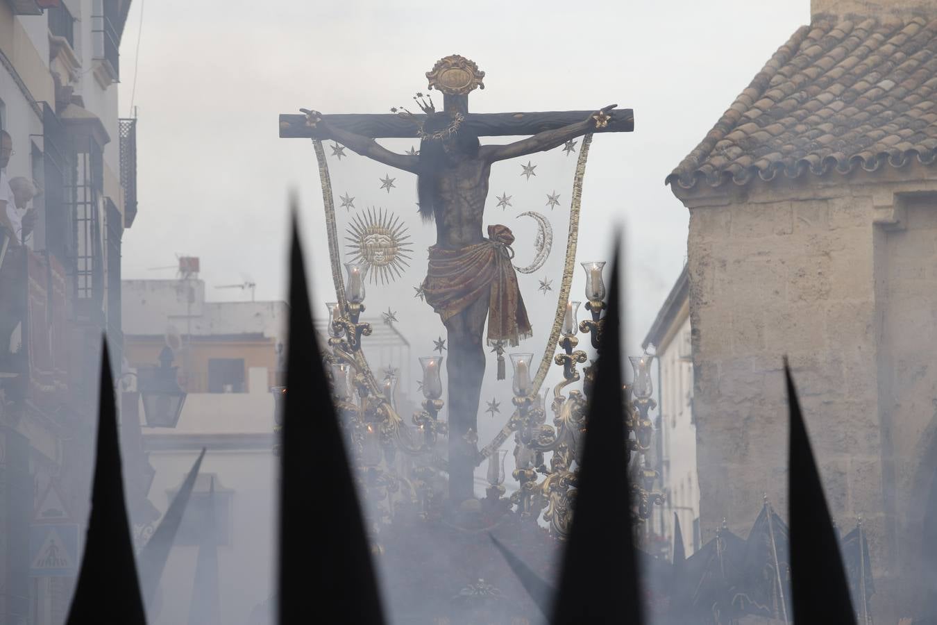 La escalofriante procesión de Remedio de Ánimas en el Lunes Santo de Córdoba