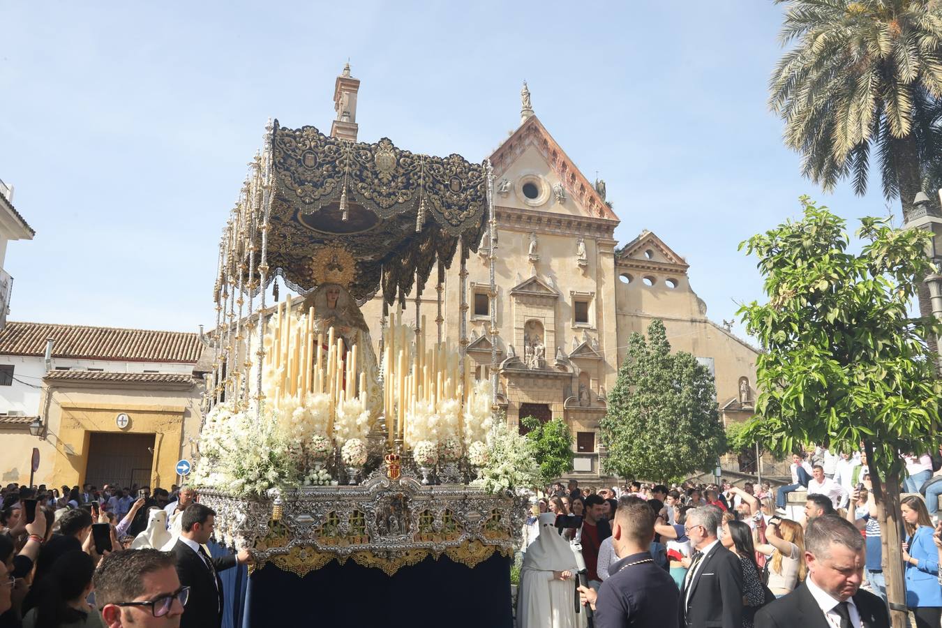 Fotos |Lunes Santo: la luminosa hermandad de la Merced, en imágenes