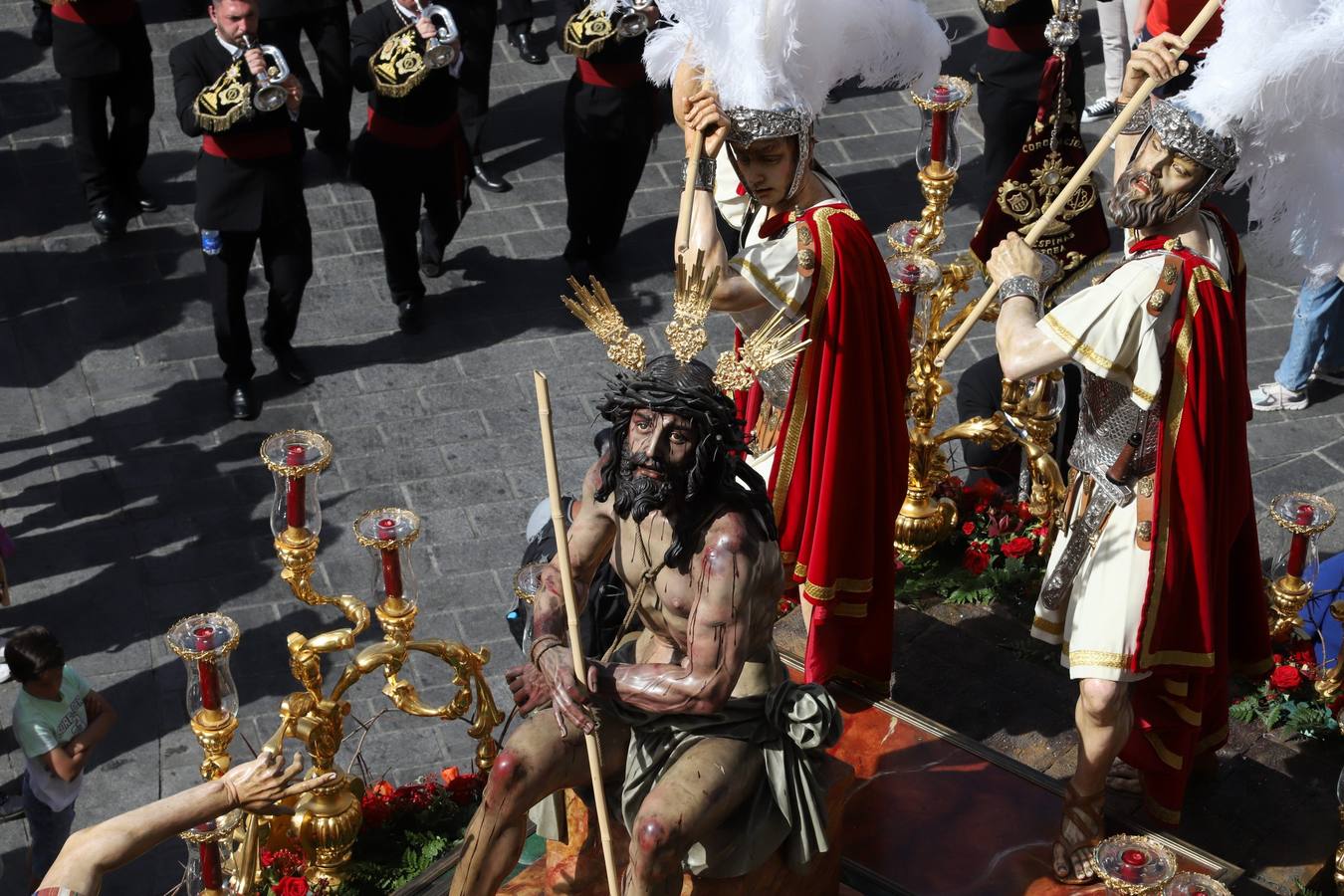 Fotos |Lunes Santo: la luminosa hermandad de la Merced, en imágenes