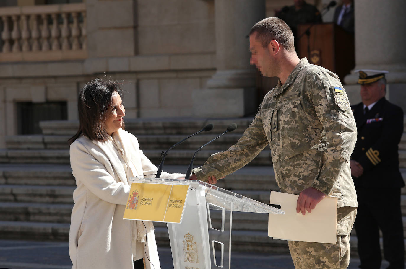 Despedida de militares ucranianos en la Academia de Infantería de Toledo