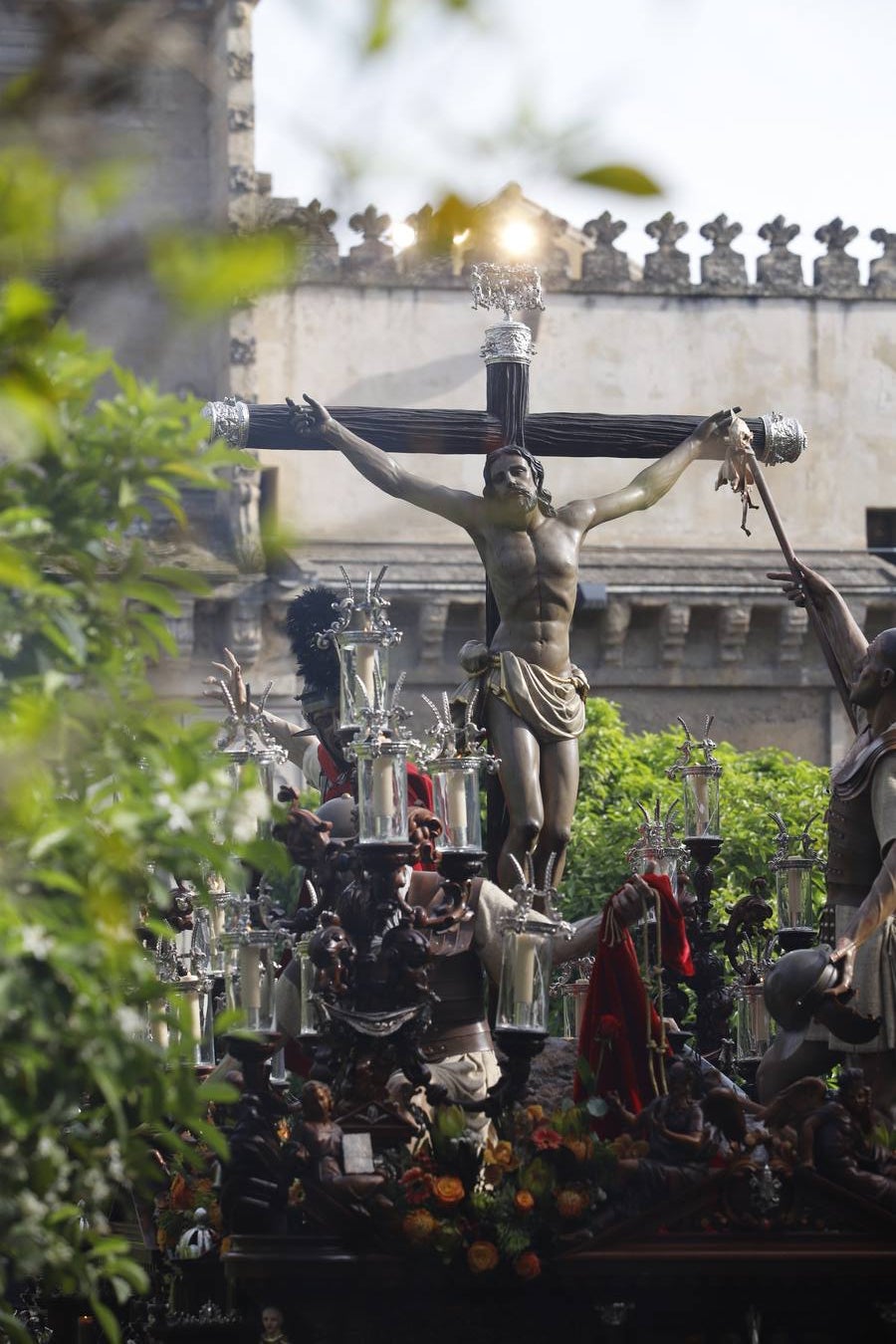 De Córdoba al Naranjo, la vibrante procesión de La Agonía, en imágenes