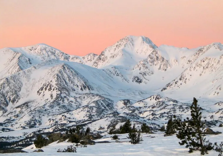 Hallan los cuerpos sin vida de dos montañeros españoles perdidos en los Pirineos franceses