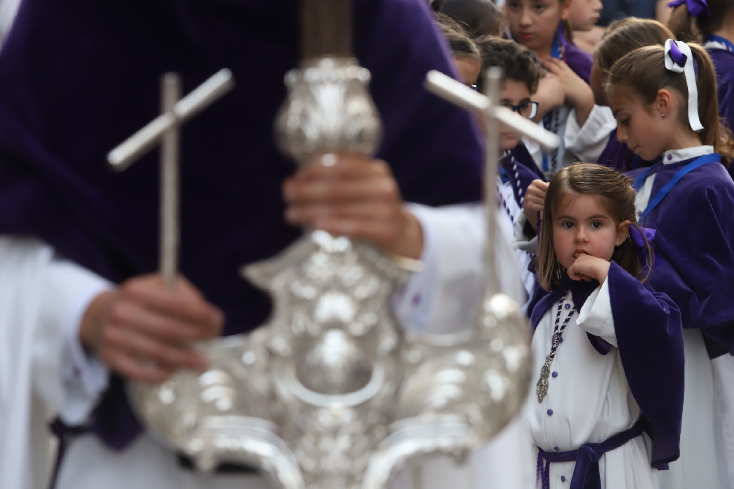 El clacisismo del Císter en la multitud de Capuchinos por el Martes Santo de Córdoba