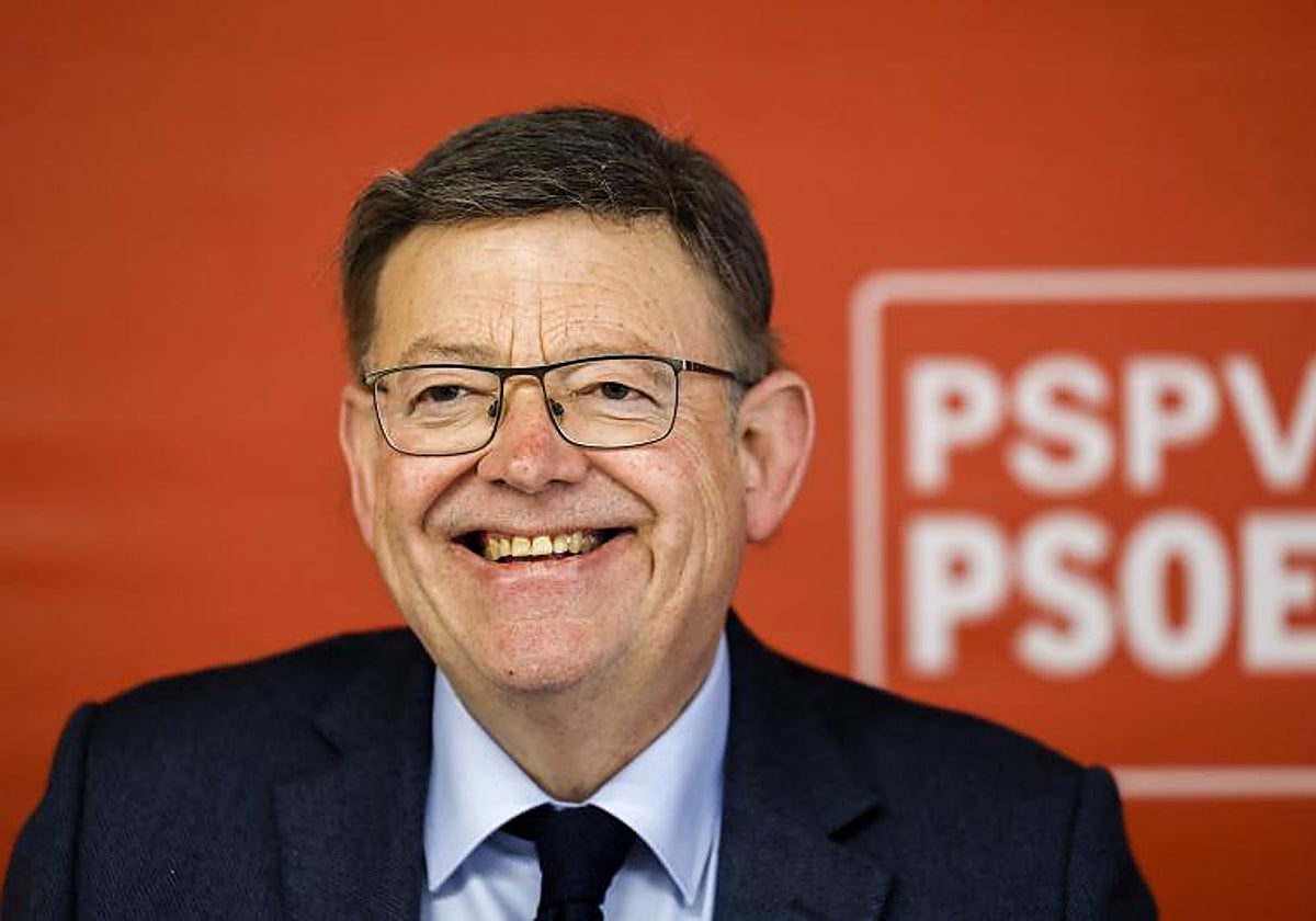 El presidente de la Generalitat y secretario general del PSPV, Ximo Puig, preside la reunión de la Comisión Ejecutiva Nacional de los socialistas valencianos