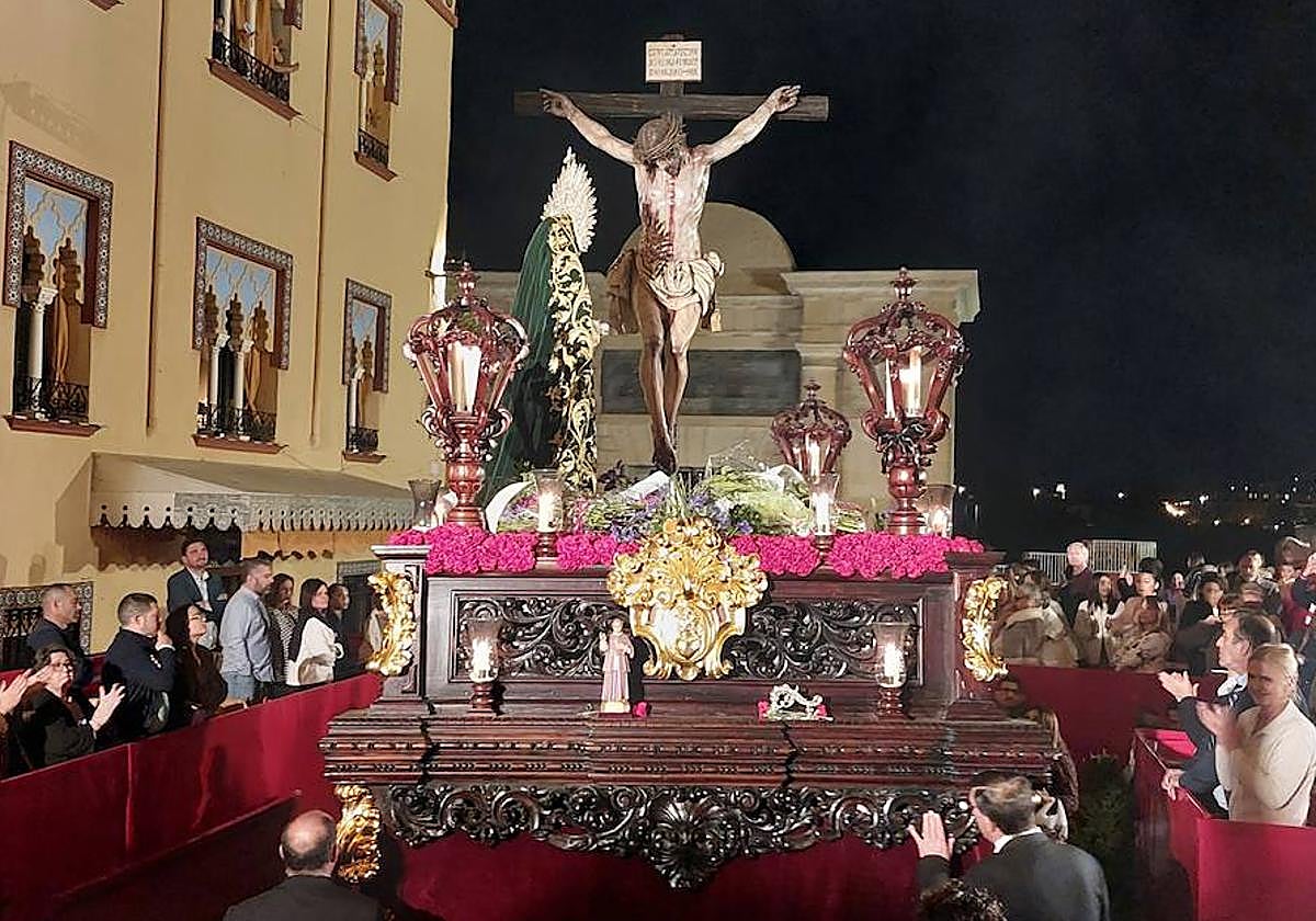 El Cristo de la Piedad, entrando en Carrera Oficial este Miércoles Santo