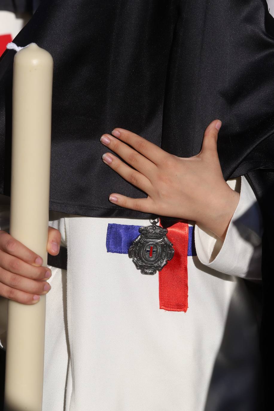 En imágenes, devoción honda al Cristo de Gracia