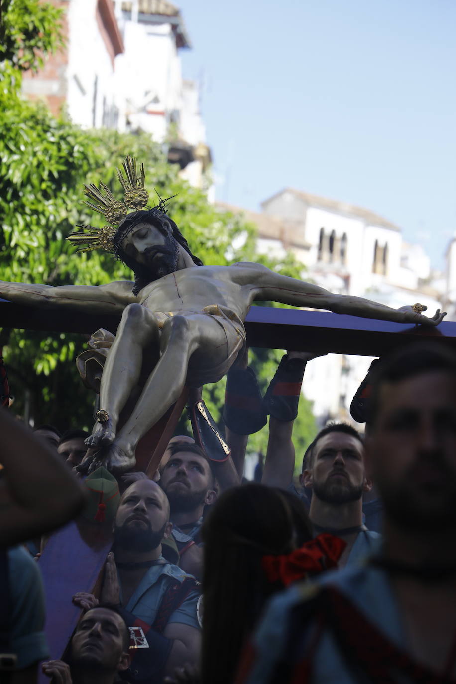 Semana Santa de Córdoba 2023 | El esperado vía crucis del Señor de la Caridad, en imágenes