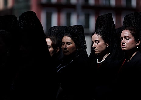 Imagen secundaria 1 - Argüello advierte de que «redes y pantallas« se convierten en un «instrumento de la voluntad de poder»