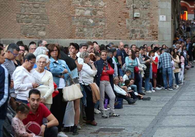 La procesión del Encuentro pone fin este domingo en Toledo a una Semana Santa de récord