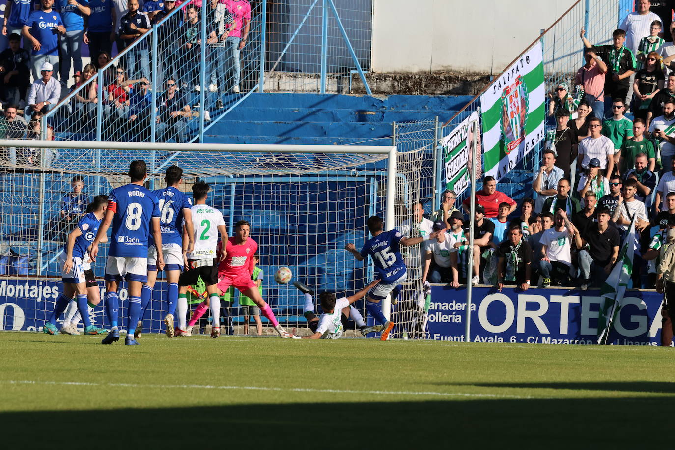 El partido Linares Deportivo-Córdoba CF, en imágenes