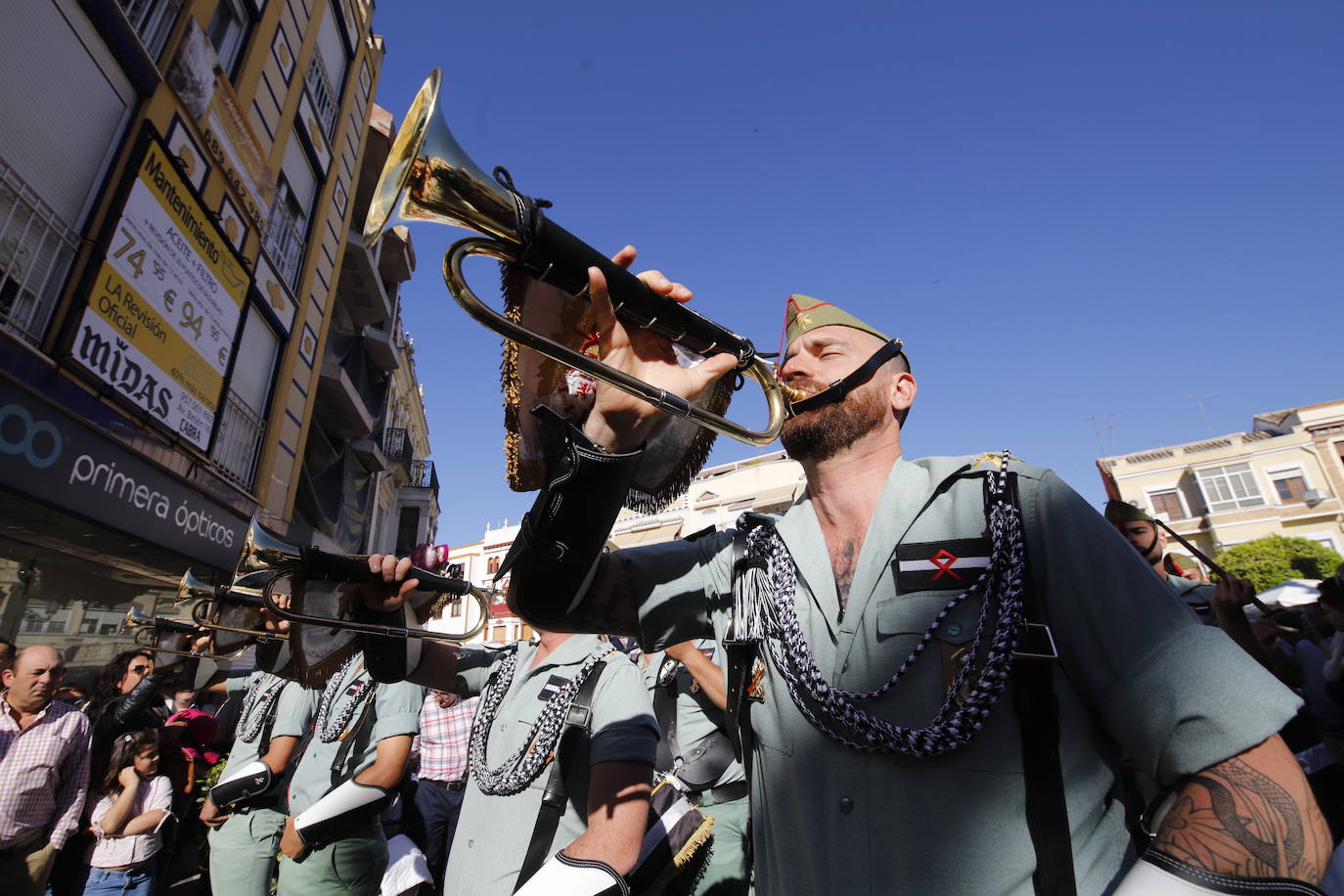 La emocionante procesión de la Virgen de la Soledad de Cabra, en imágenes